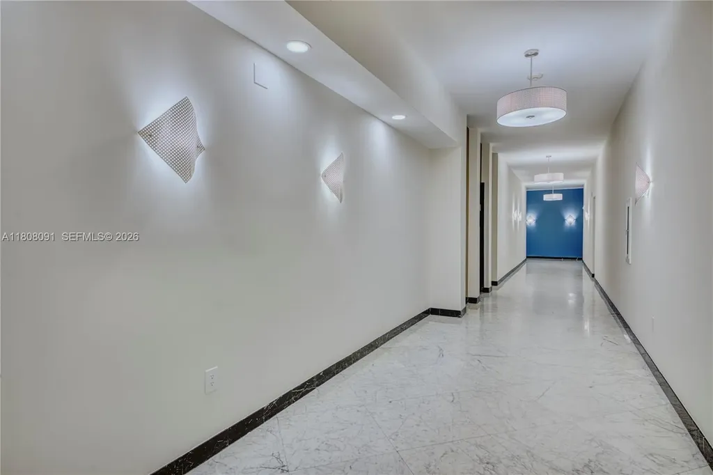 2751 S Ocean Drive Hollywood FL 33019