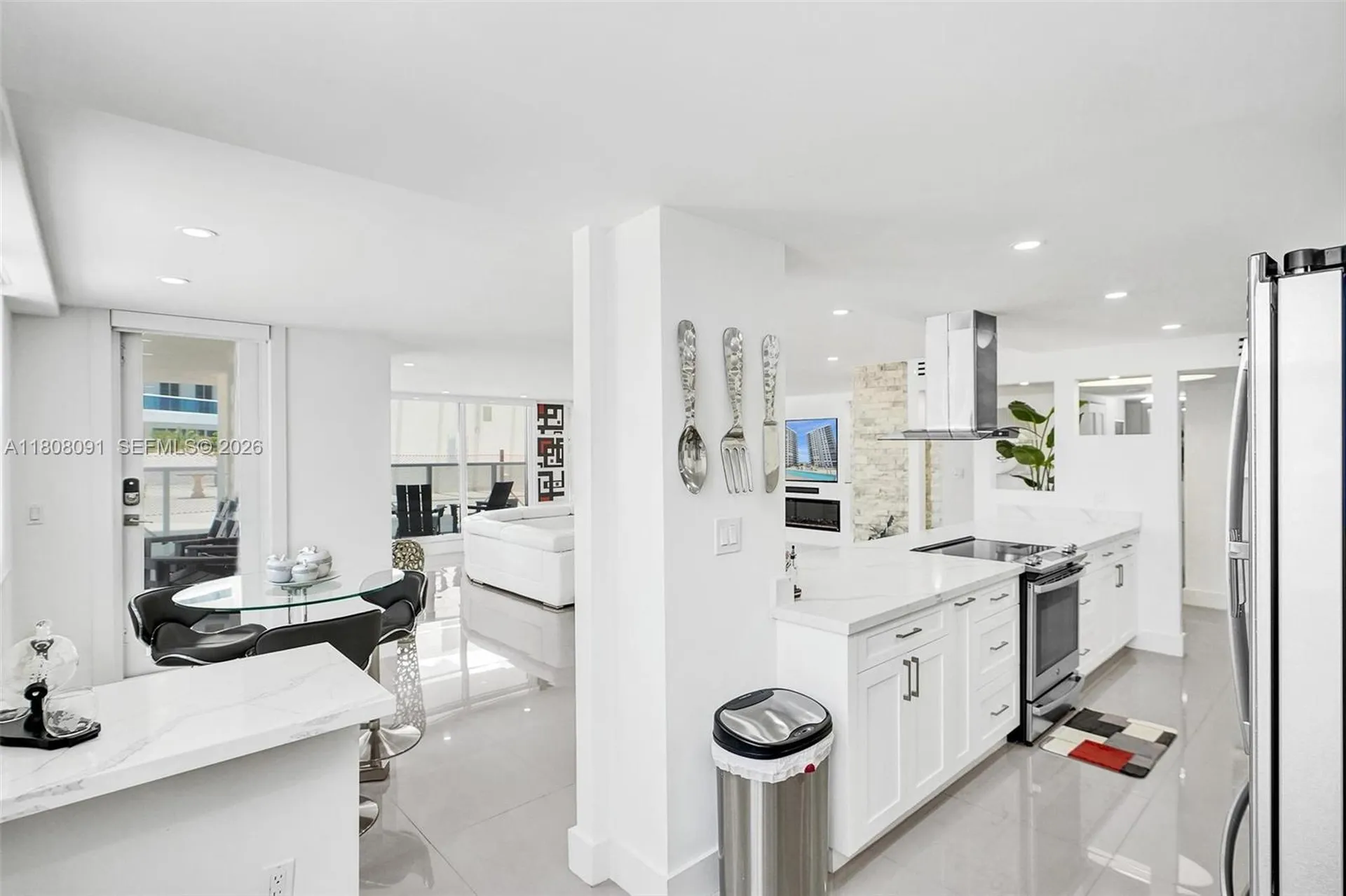 2751 S Ocean Drive Hollywood FL 33019