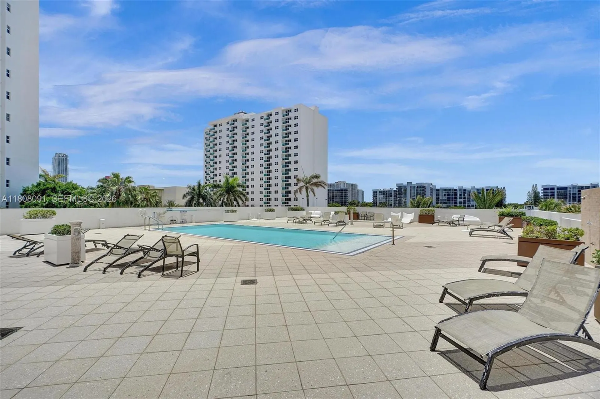 2751 S Ocean Drive Hollywood FL 33019