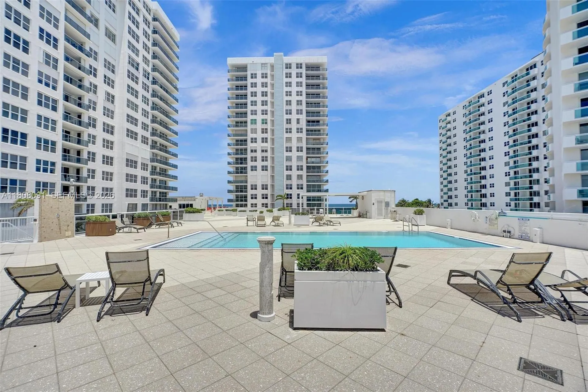 2751 S Ocean Drive Hollywood FL 33019