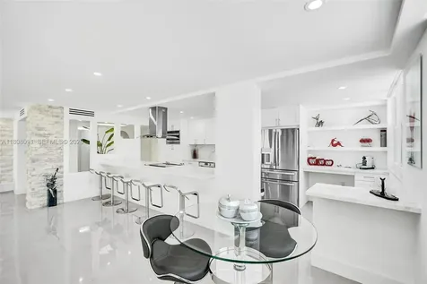 2751 S Ocean Drive Hollywood FL 33019