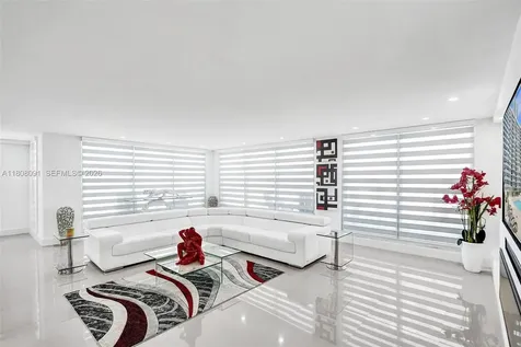 2751 S Ocean Drive Hollywood FL 33019