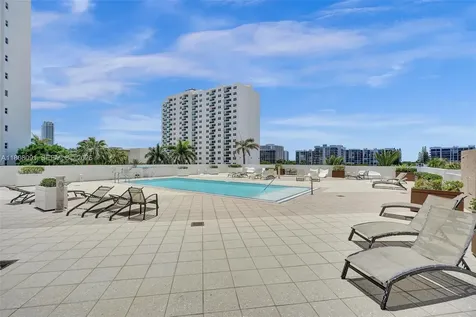 2751 S Ocean Drive Hollywood FL 33019