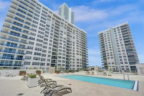 2751 S Ocean Drive Hollywood FL 33019