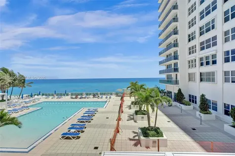 2751 S Ocean Drive Hollywood FL 33019