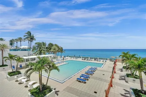 2751 S Ocean Drive Hollywood FL 33019
