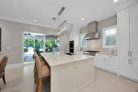 7495 SW 105th Terrace Pinecrest FL 33156