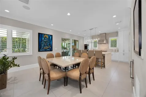 7495 SW 105th Terrace Pinecrest FL 33156