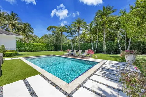 7495 SW 105th Terrace Pinecrest FL 33156