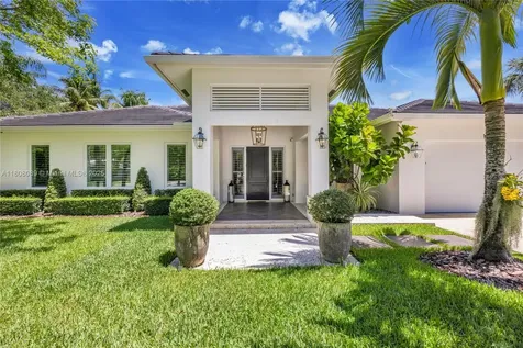 7495 SW 105th Terrace Pinecrest FL 33156