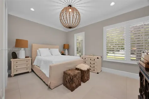 7495 SW 105th Terrace Pinecrest FL 33156