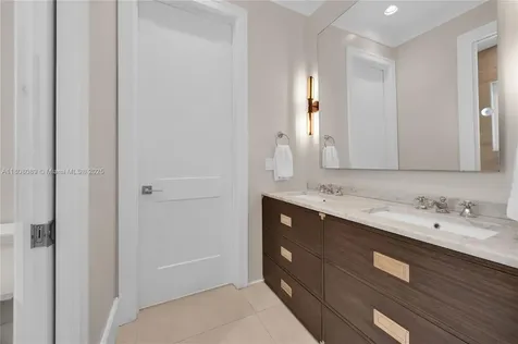 7495 SW 105th Terrace Pinecrest FL 33156