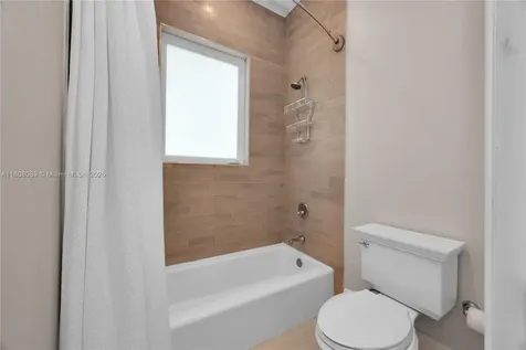 7495 SW 105th Terrace Pinecrest FL 33156