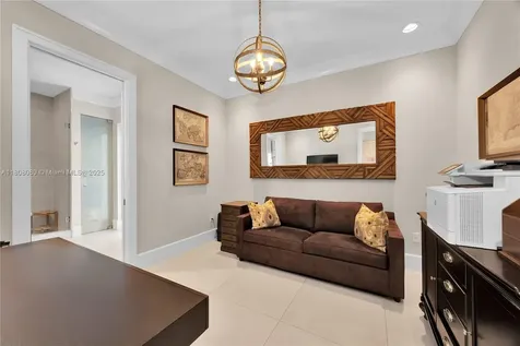 7495 SW 105th Terrace Pinecrest FL 33156