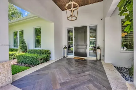 7495 SW 105th Terrace Pinecrest FL 33156