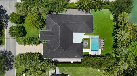 7495 SW 105th Terrace Pinecrest FL 33156