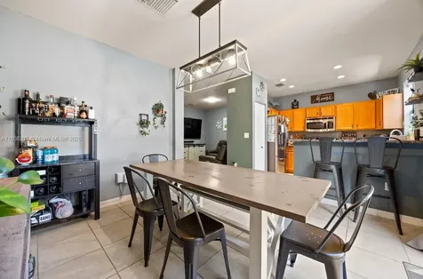 3427 W 89th Terrace Hialeah FL 33018