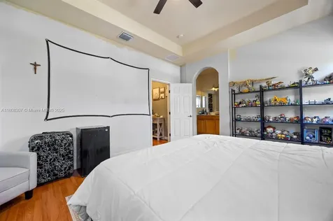 3427 W 89th Terrace Hialeah FL 33018