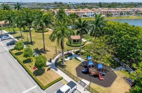 3427 W 89th Terrace Hialeah FL 33018