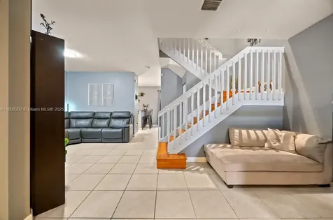 3427 W 89th Terrace Hialeah FL 33018