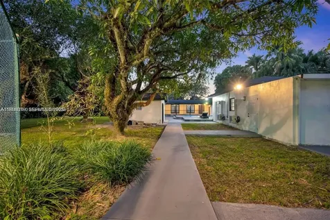 7335 SW 104th Street Pinecrest FL 33156