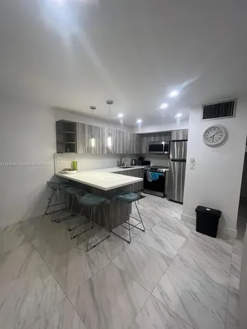 2145 Pierce Street Hollywood FL 33020