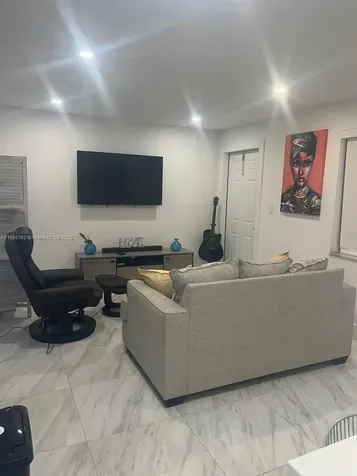 2145 Pierce Street Hollywood FL 33020