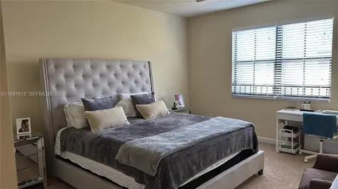 8437 Blue Cove Way Parkland FL 33076
