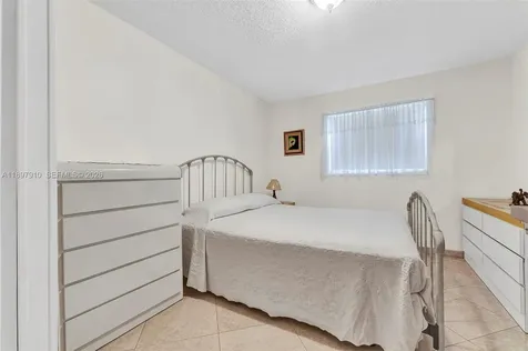 4270 NW 40th Street Lauderdale Lakes FL 33319