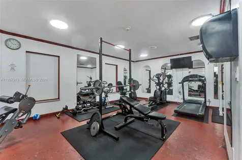 4270 NW 40th Street Lauderdale Lakes FL 33319
