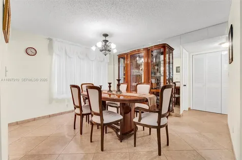 4270 NW 40th Street Lauderdale Lakes FL 33319