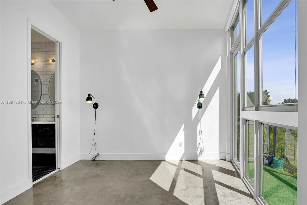 716 SE 12th Street Fort Lauderdale FL 33316