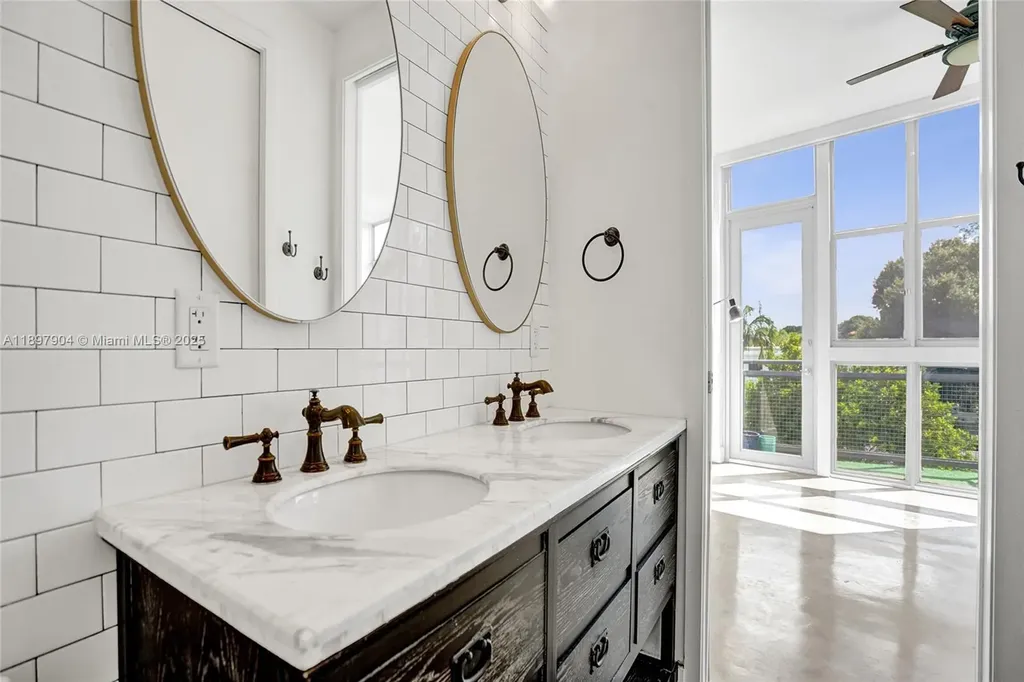 716 SE 12th Street Fort Lauderdale FL 33316