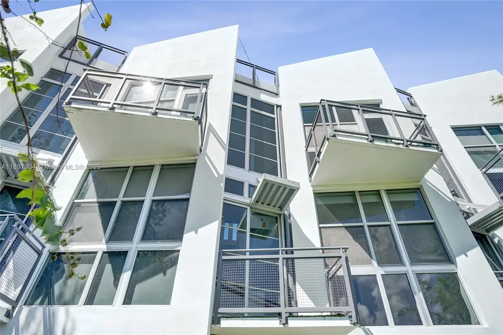 716 SE 12th Street Fort Lauderdale FL 33316