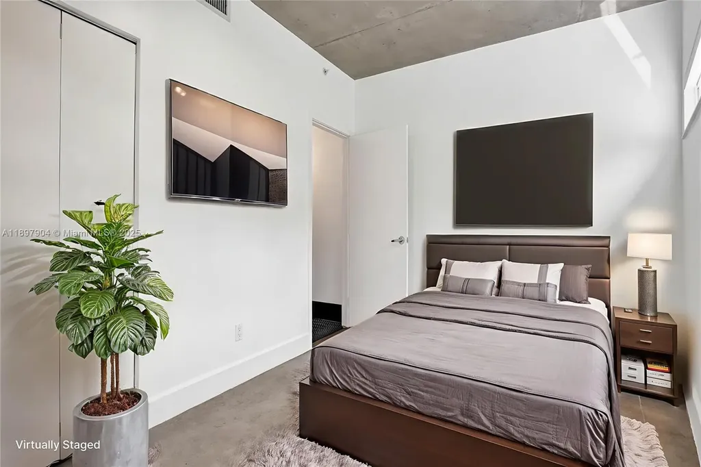 716 SE 12th Street Fort Lauderdale FL 33316