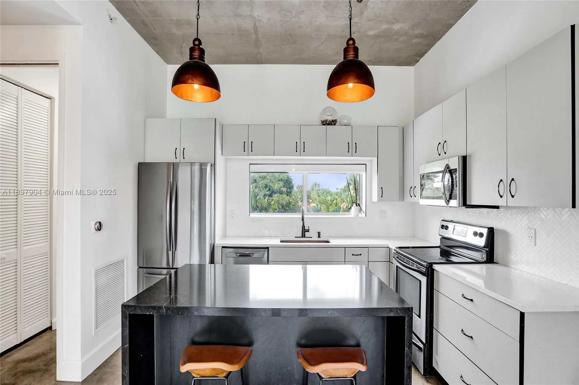 716 SE 12th Street Fort Lauderdale FL 33316