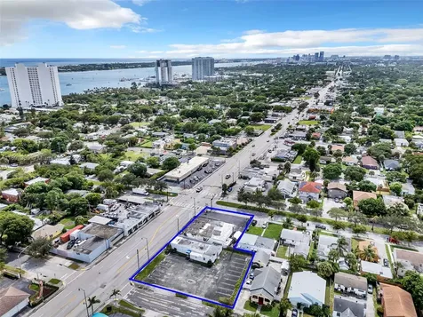 5509 & 5501 Broadway West Palm Beach FL 33407
