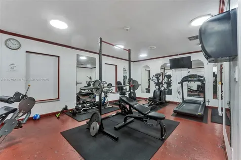 4270 NW 40th Street Lauderdale Lakes FL 33319