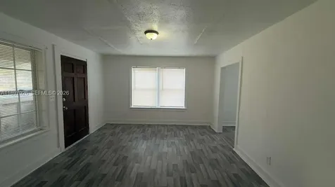2748 Broadway Jacksonville FL 32254