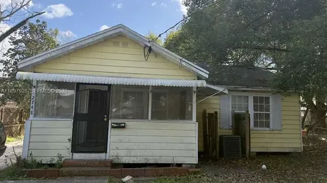 2748 Broadway Jacksonville FL 32254