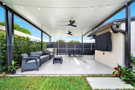 3361 NW 210th Terrace Miami Gardens FL 33056