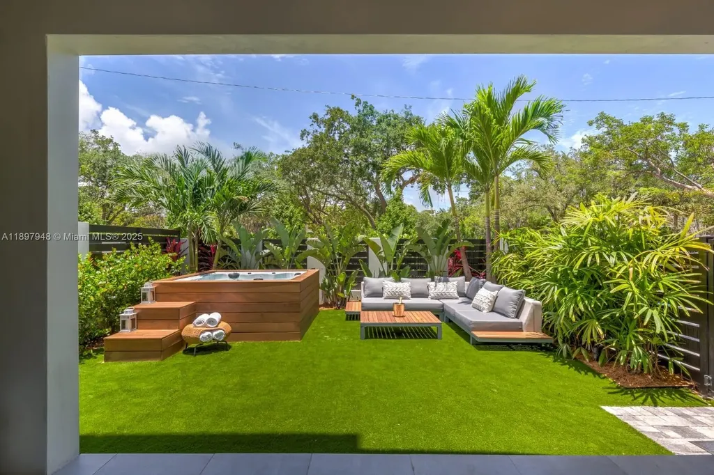 1516 SE 1st Street Fort Lauderdale FL 33301