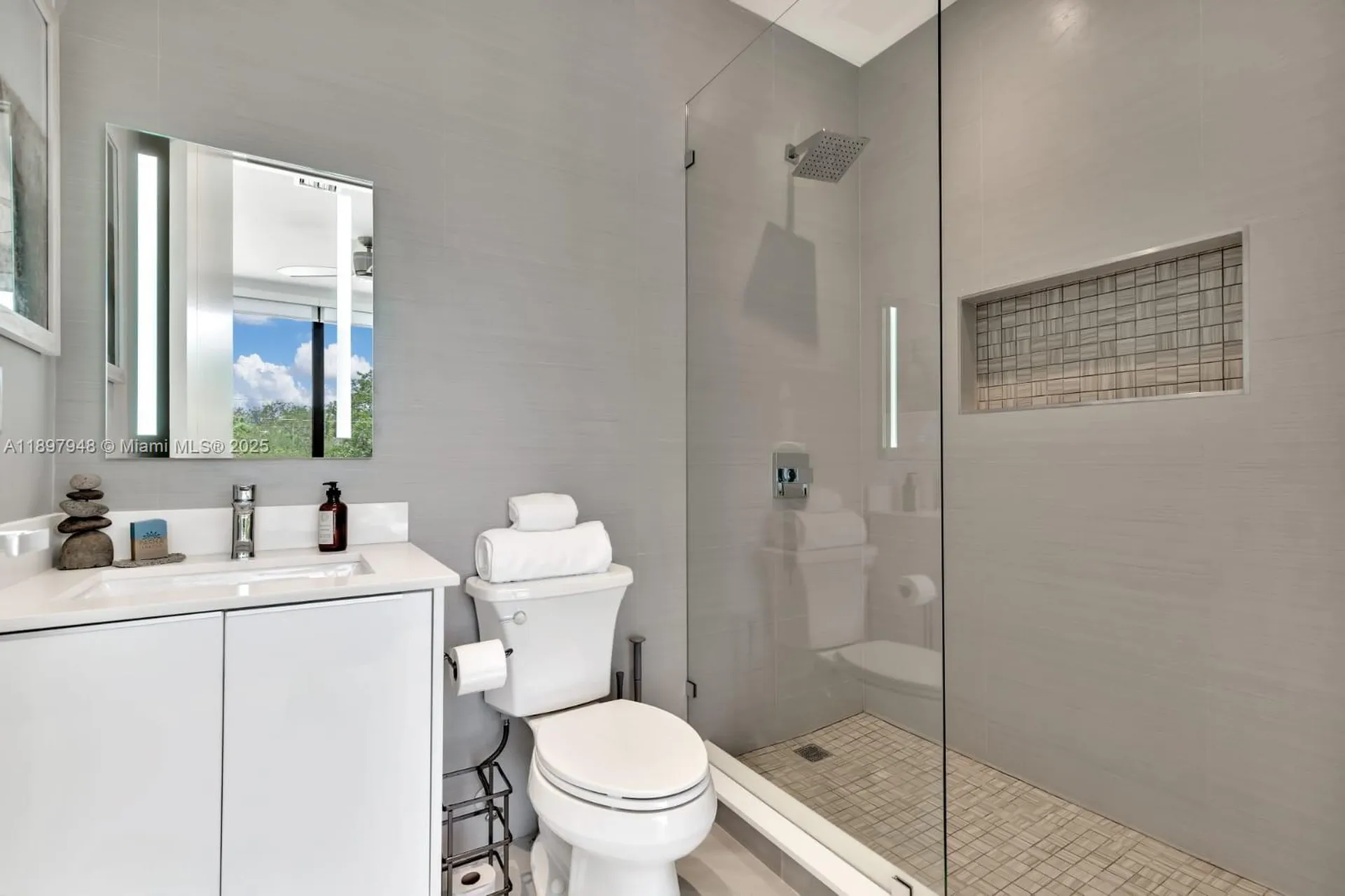 1516 SE 1st Street Fort Lauderdale FL 33301