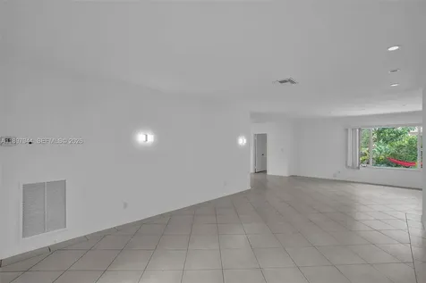 8851 Byron Avenue Surfside FL 33154