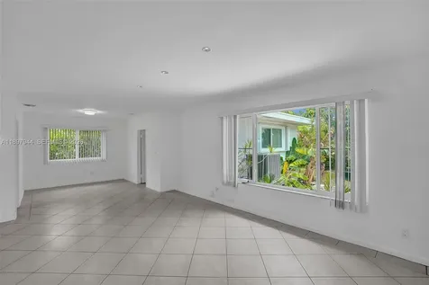 8851 Byron Avenue Surfside FL 33154