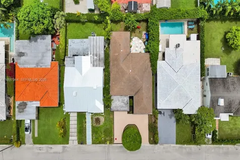 8851 Byron Avenue Surfside FL 33154