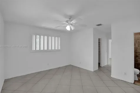 8851 Byron Avenue Surfside FL 33154