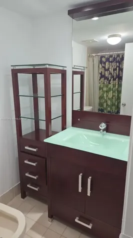 5249 NW 7th Street Miami FL 33126