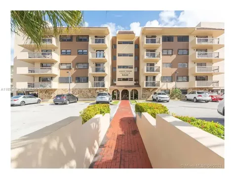5249 NW 7th Street Miami FL 33126