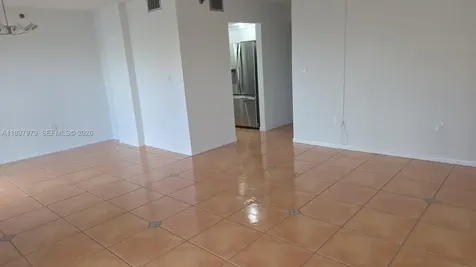 5249 NW 7th Street Miami FL 33126